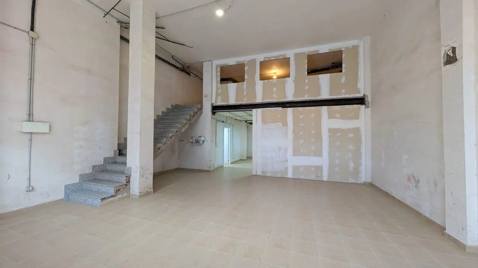 Local comercial en alquiler en Calle BOQUERAS