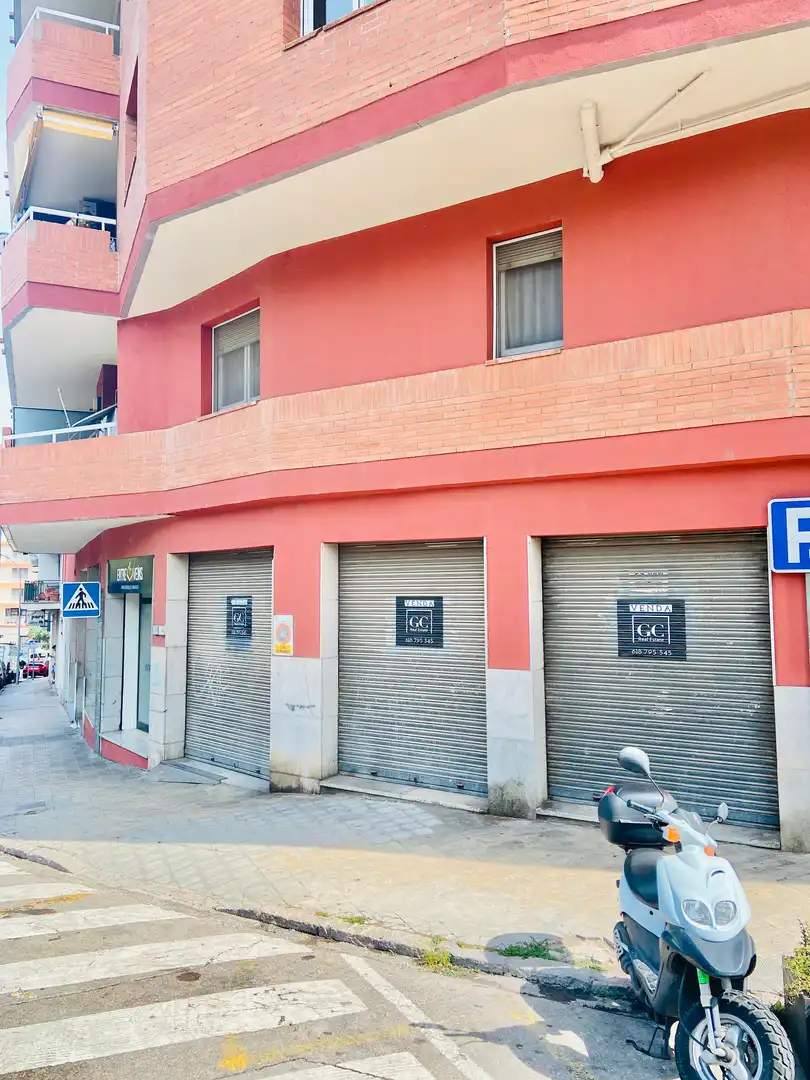 Locale commerciale in vendita a Eixample - Horta Capallera, imagen 6