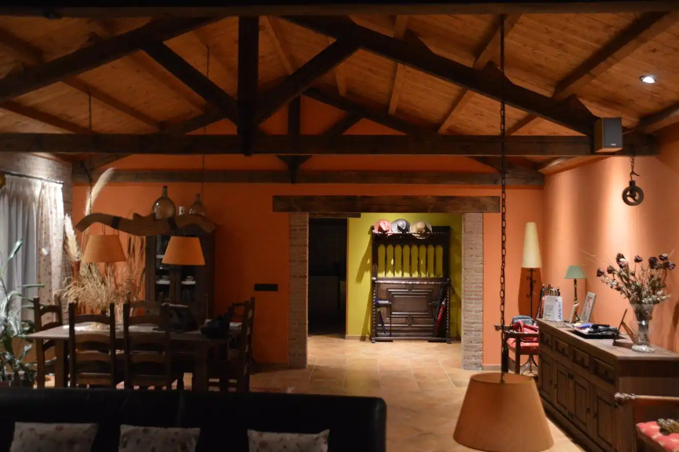 Casa o chalet en venta en Torre del Burgo con Aire acondicionado, Jardín privado y Terraza