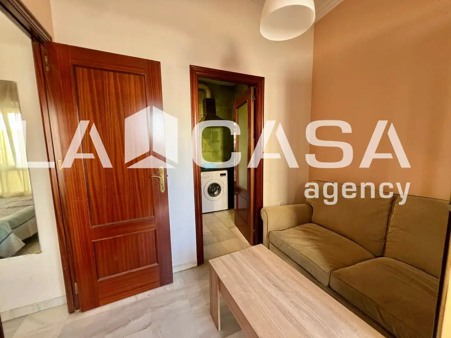 Flat for sale in Dos Hermanas  with Air Conditioner and Furnished