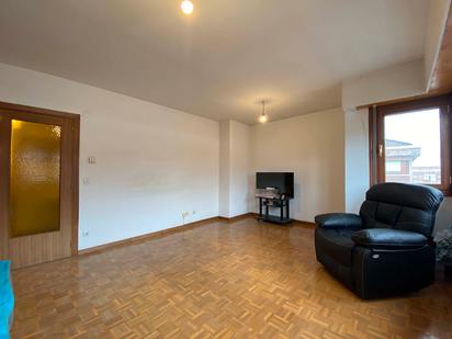 Living room of Flat for sale in Vitoria - Gasteiz  with Heating, Storage room and Furnished