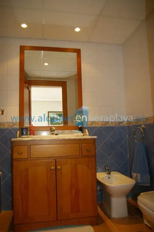 Bathroom of Flat for rent in Vera