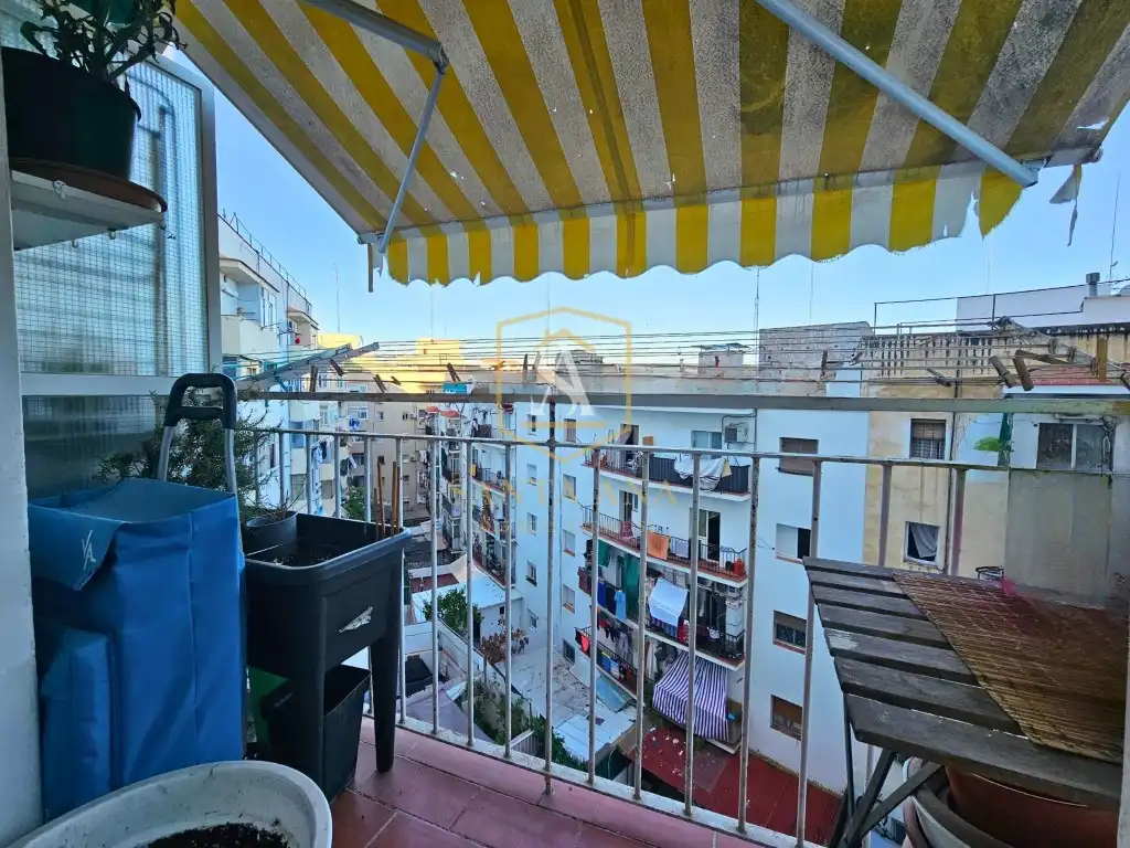 Piso con terraza en venta en Calle Angel Guimera, imagen 2