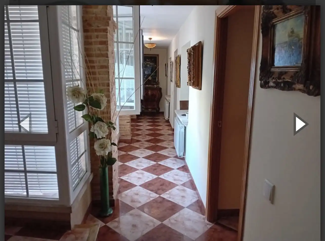 Houses for sale in Almagro  with Air Conditioner, Heating and Furnished