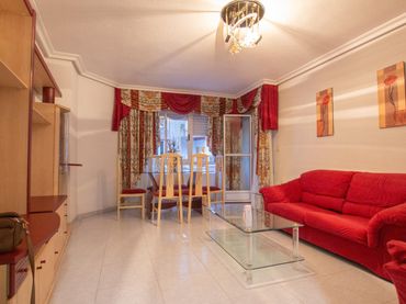 Piso con balcón en venta en Calle DOCTOR LUIS PRIETO