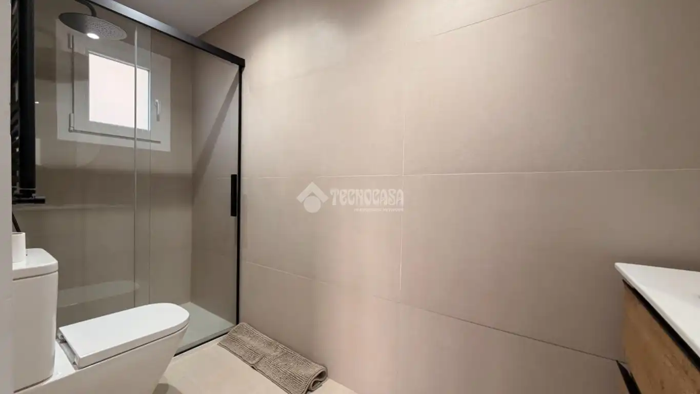 Baño de Piso en venta en Moratalaz
