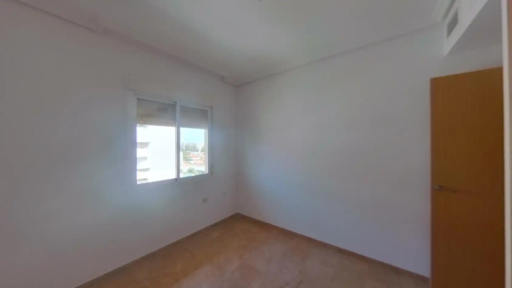 Piso en venta en Av Antonio Machado, Puerto Marina