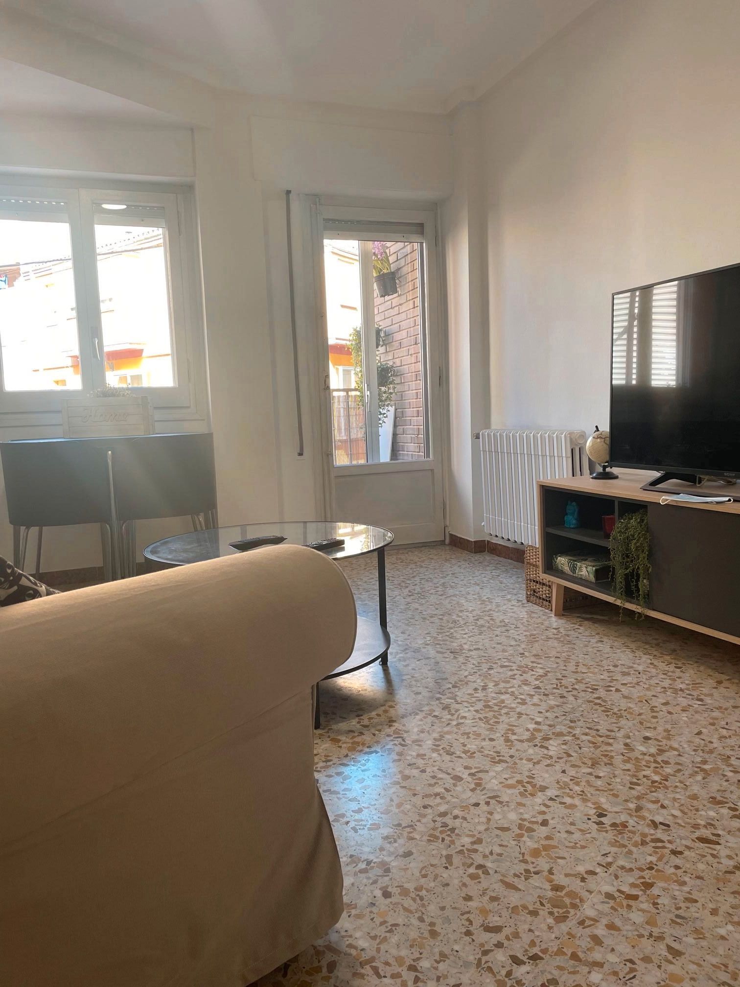 Piso de alquiler en Calle de Doña Blanca de Navarra, 29, Barrio de Delicias