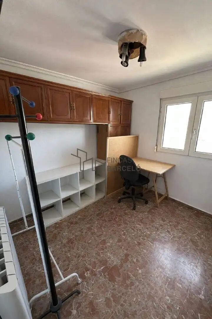 Habitación de Casa adosada en venta en Zaragoza