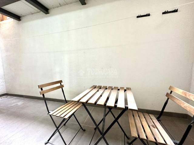 Piso en Venta en C/ de Watt en Sants