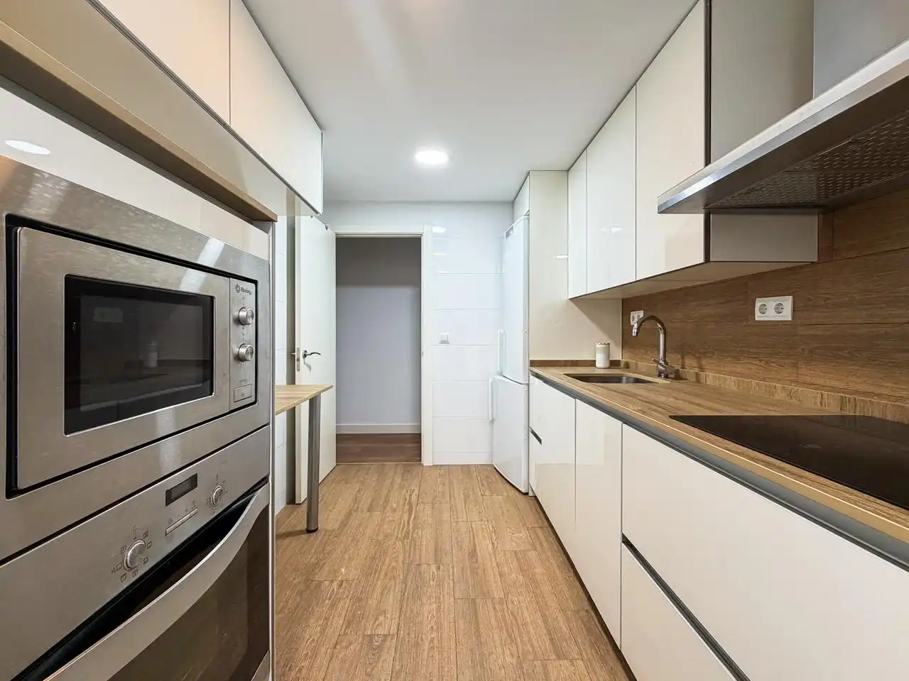 Küche von Wohnung zur Miete in Madrid mit Klimaanlage und Heizung