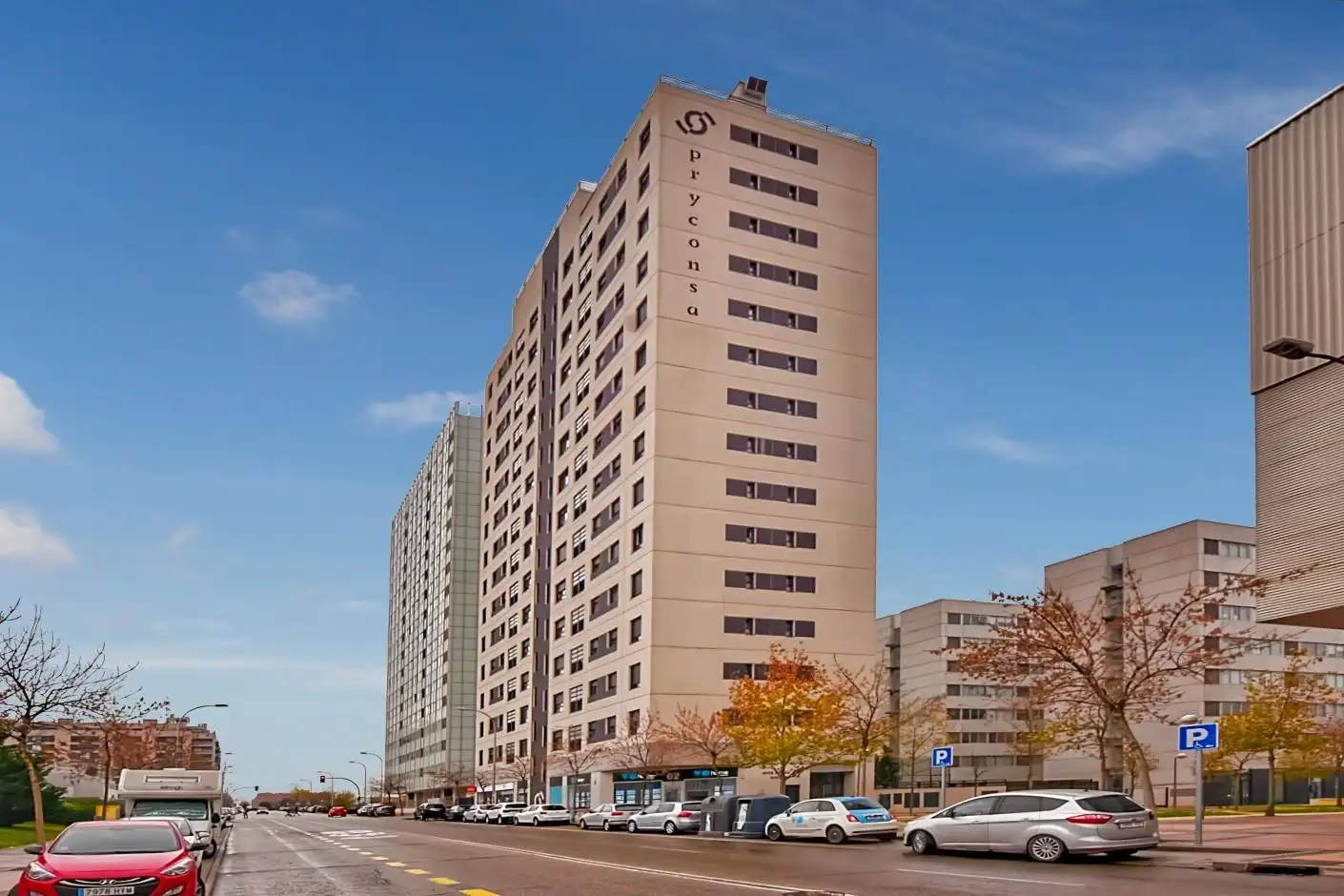 Exterior view of Flat for sale in Madrid  with Air Conditioner, Heating and Storage room