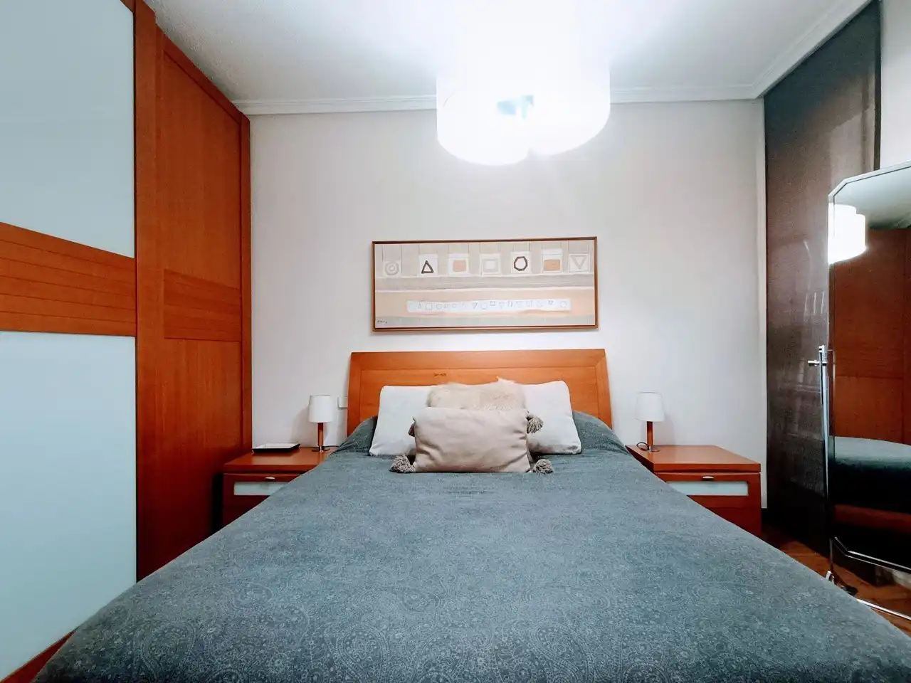Schlafzimmer von Wohnung zur Miete in Madrid mit Klimaanlage, Heizung und Parkett