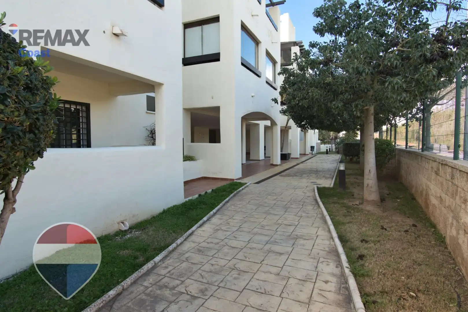 Außenansicht von Wohnung zum Verkauf in Benalmádena mit Klimaanlage, Privatgarten und Gemeinschaftspool