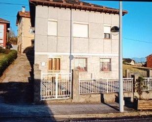 Vista exterior de Casa o xalet en venda en Tineo