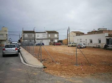 Terreno residencial en venta en Carrer de Girona