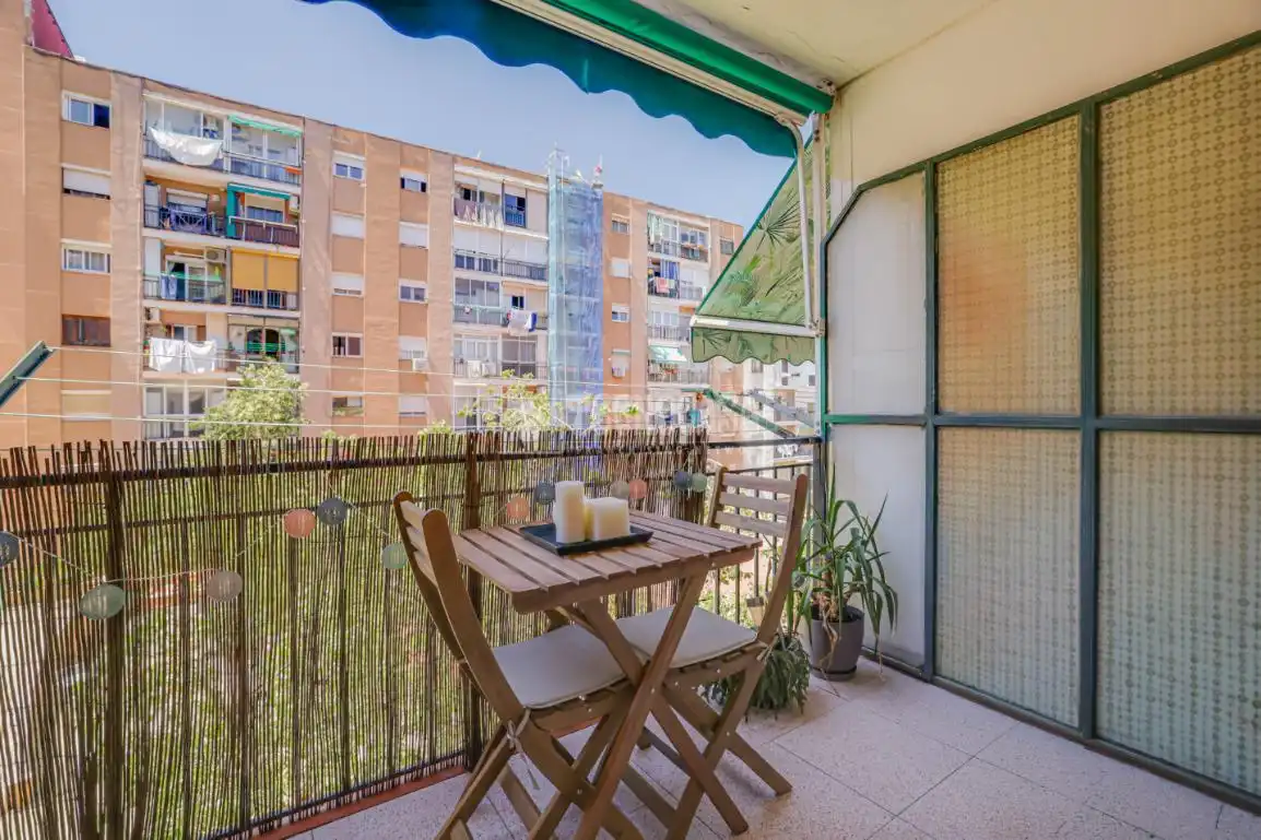 Terrassa de Pis en venda en Sant Feliu de Llobregat amb Aire condicionat i Balcó
