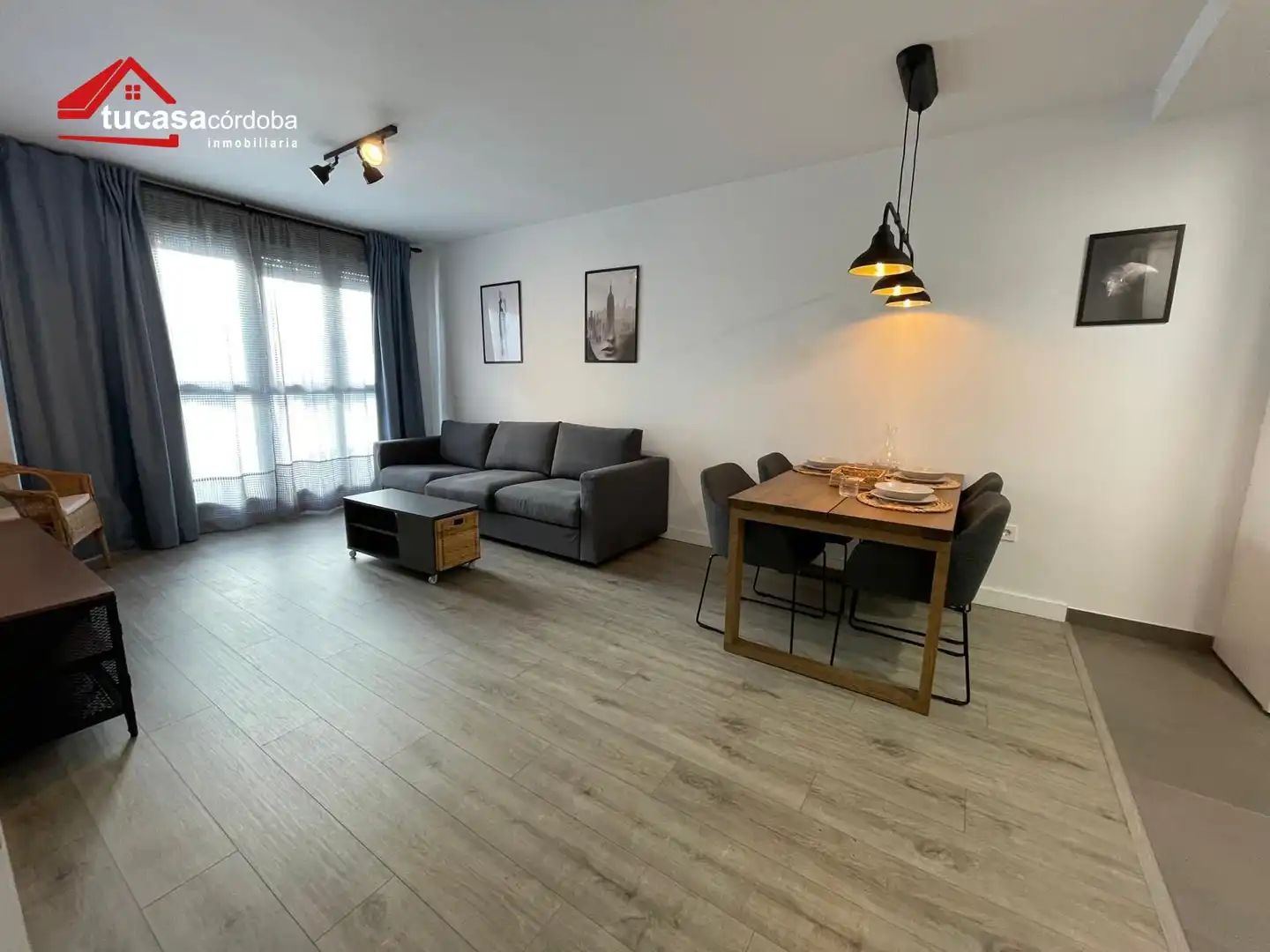 Sala d'estar de Apartament en venda en Córdoba amb Aire condicionat, Calefacció i Parquet