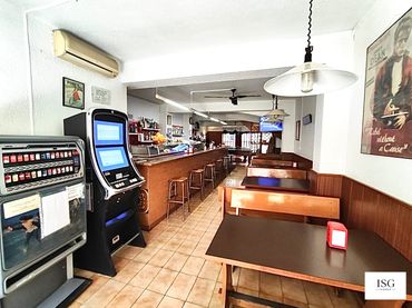 Gewerbefläche zum Verkauf in Carrer del Baró de les Quatre Torres