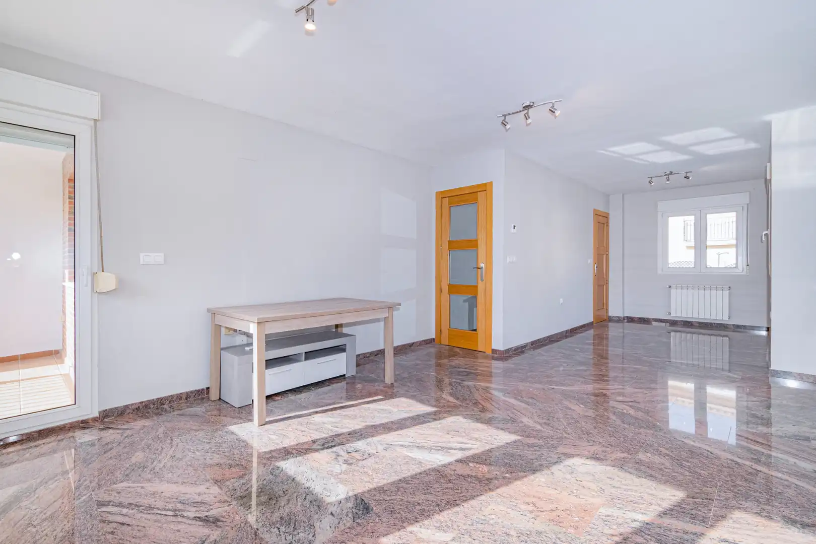 Casa bifamiliare con terrazza in vendita a Calle Río Monachil 7, imagen 5