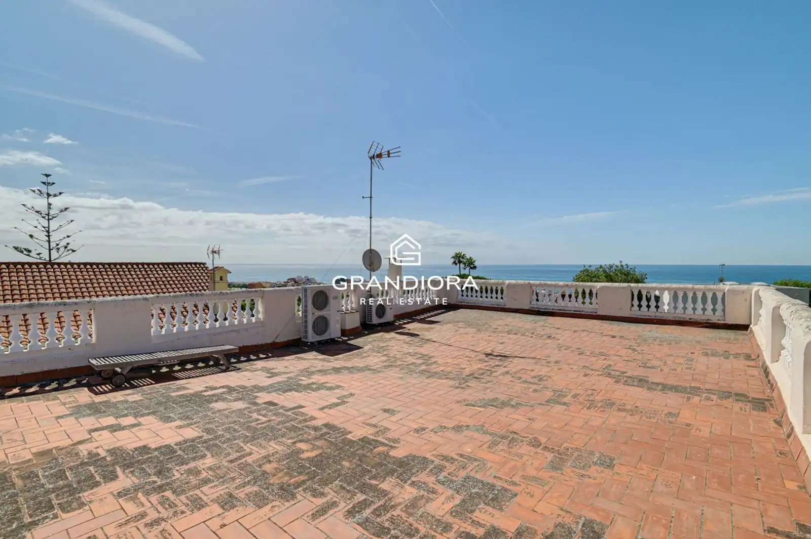 Terrace of Houses for sale in El Masnou  with Air Conditioner, Terrace and Swimming Pool