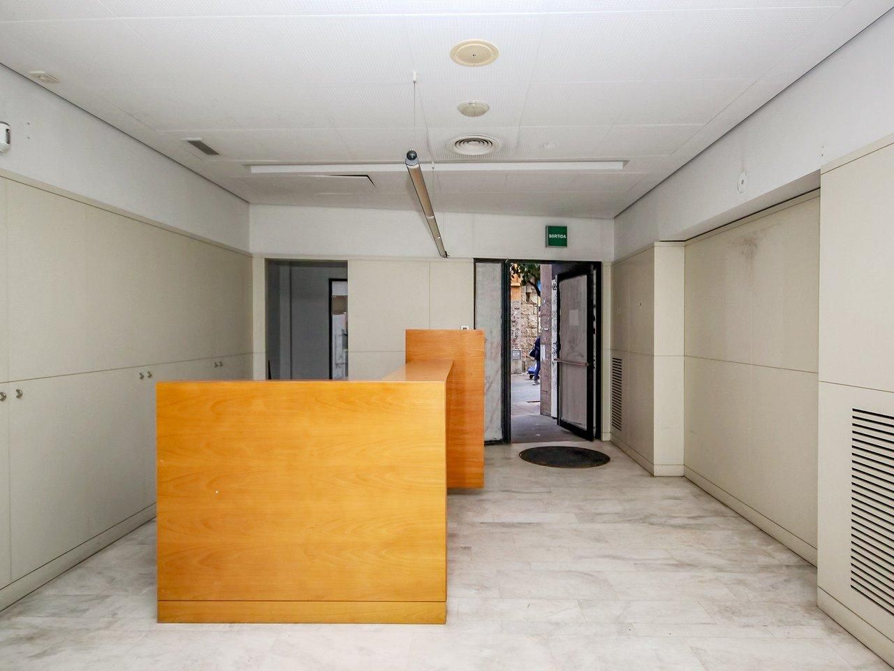 Local en venda en Sant Andreu de la Barca amb Calefacció