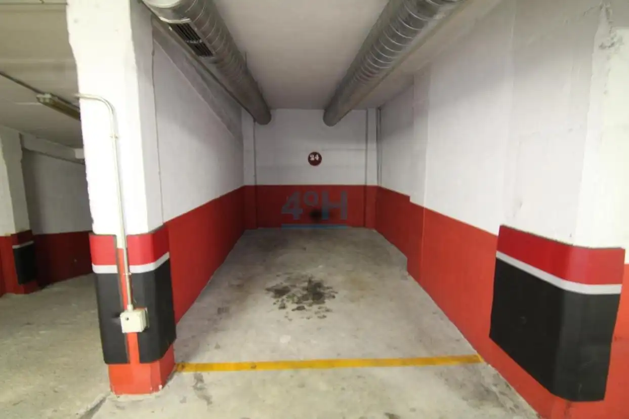 Parcheggio in affitto a Couto