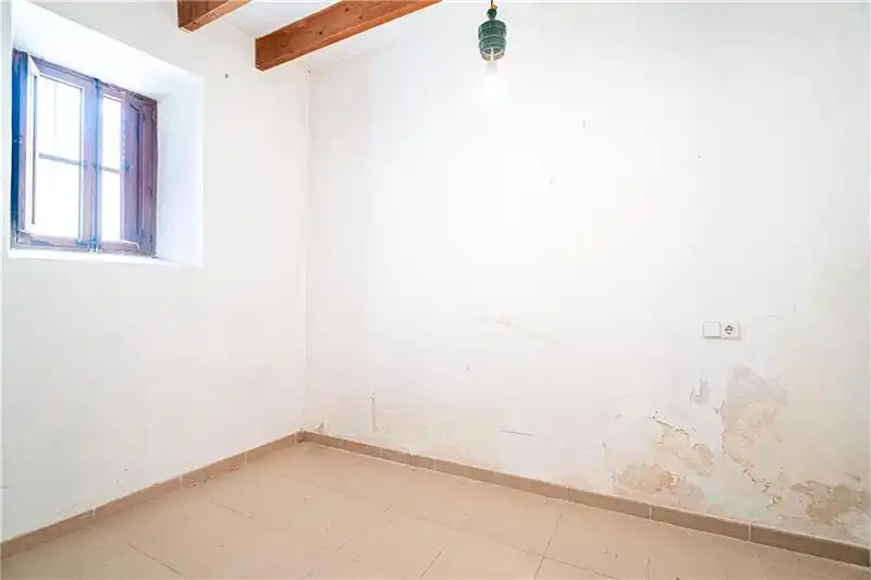 Haus oder Chalet zum Verkauf in Llucmajor mit Privatgarten, Terrasse und Möbliert