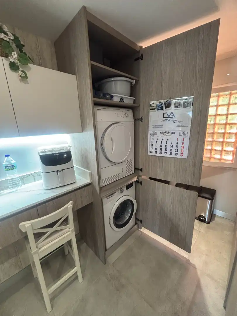 Flat with terrace for sale in Calle Pico Alcazaba 21, imagen 19