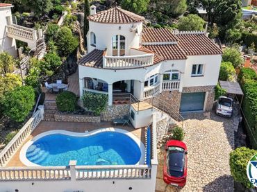 Maison avec piscine à vendre à Carrer Bèlgica
