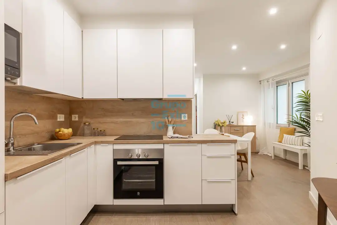 Cocina de Piso en venta en Donostia - San Sebastián  con Calefacción