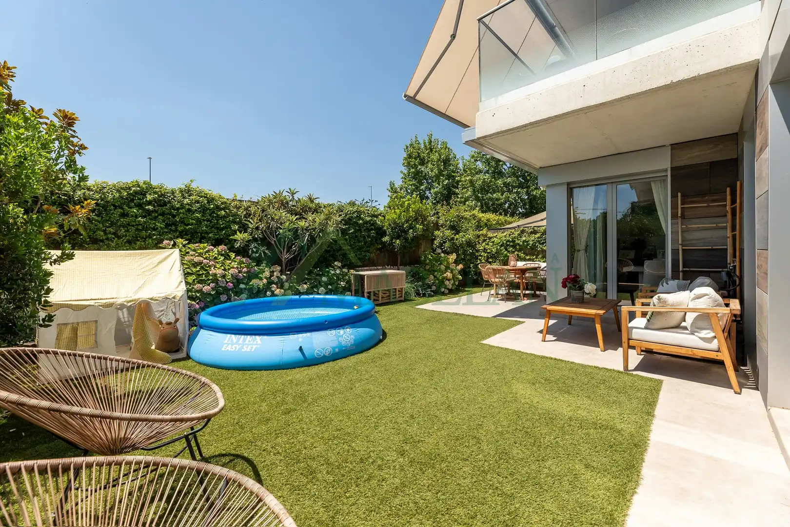 Terrace of Flat for rent in Las Rozas de Madrid  with Air Conditioner, Heating and Private garden