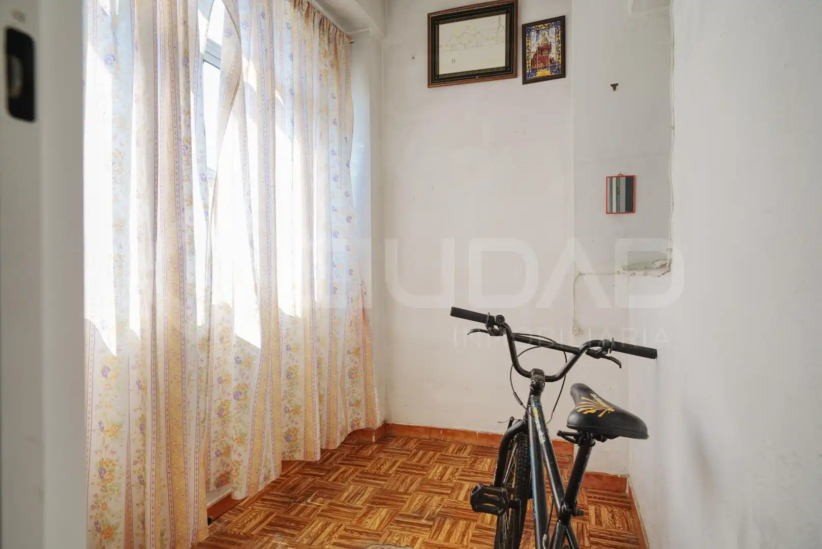 Bedroom of Detached homes for sale in Tomares  with Storage room