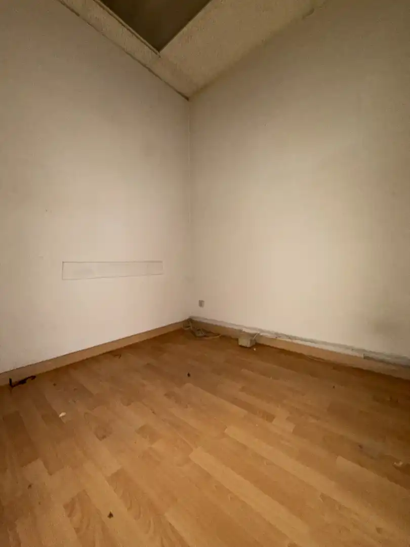Büro zur Miete in Madrid mit Klimaanlage, Heizung und Internet