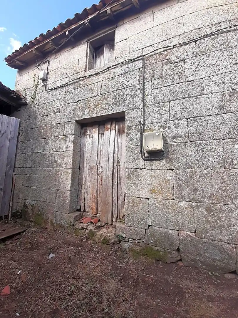 Exterior view of Country homes for sale in Castro Caldelas  with Private garden and Balcony