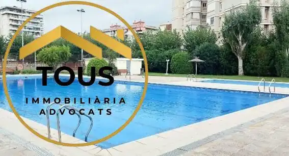 Piscina de Pis en venda en Vilassar de Mar amb Calefacció, Jardí privat i Parquet