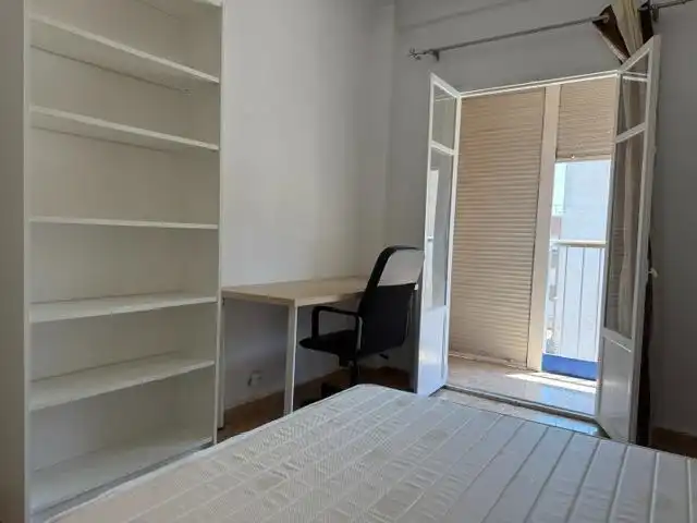 Habitación de Piso en venta en Murcia con Terraza y Trastero