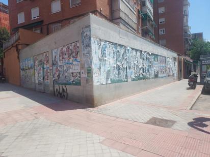 Exterior view of Premises for sale in  Madrid Capital