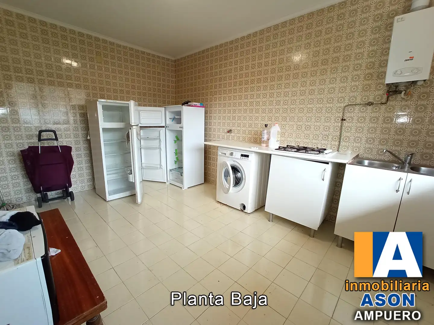 Cocina de Casa o chalet en venta en Ampuero con Jardín privado, Parquet y Terraza
