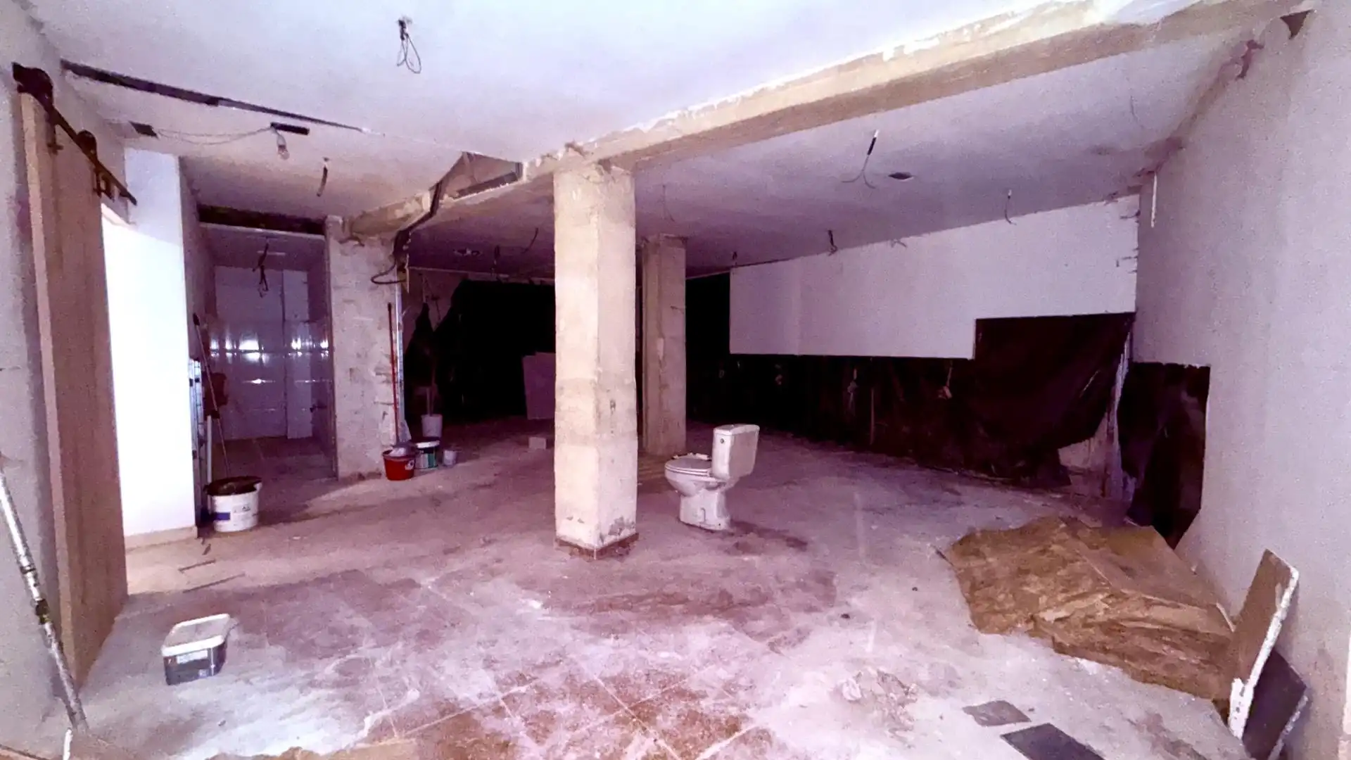 Local en venta en Ourense Capital  con Aire acondicionado y Amueblado