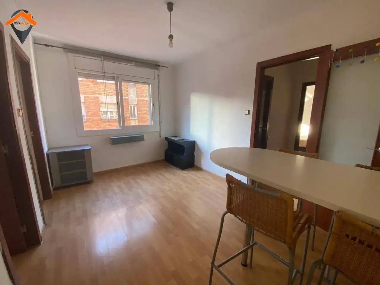 Habitación de Piso en venta en Sabadell con Parquet y Amueblado