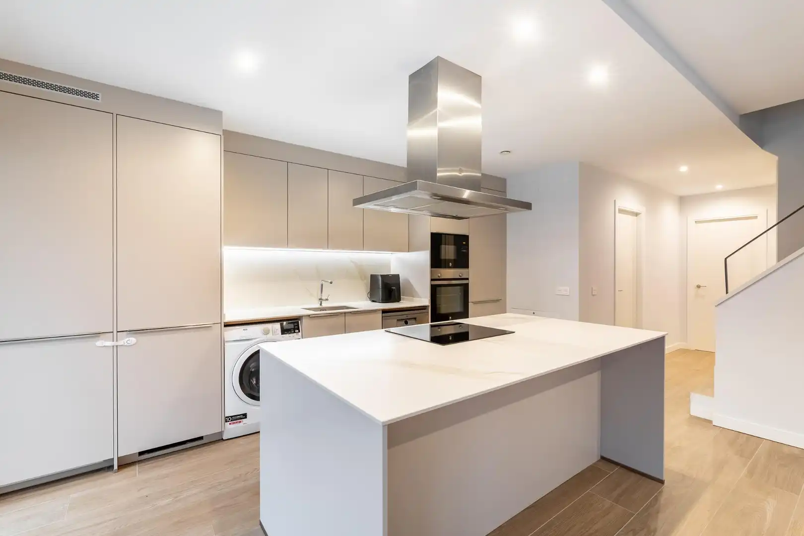 Duplex with garden for sale in Calle del Doctor Ramón Muncharaz 4, imagen 8