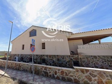 Villa à vendre à Calle Magnolia