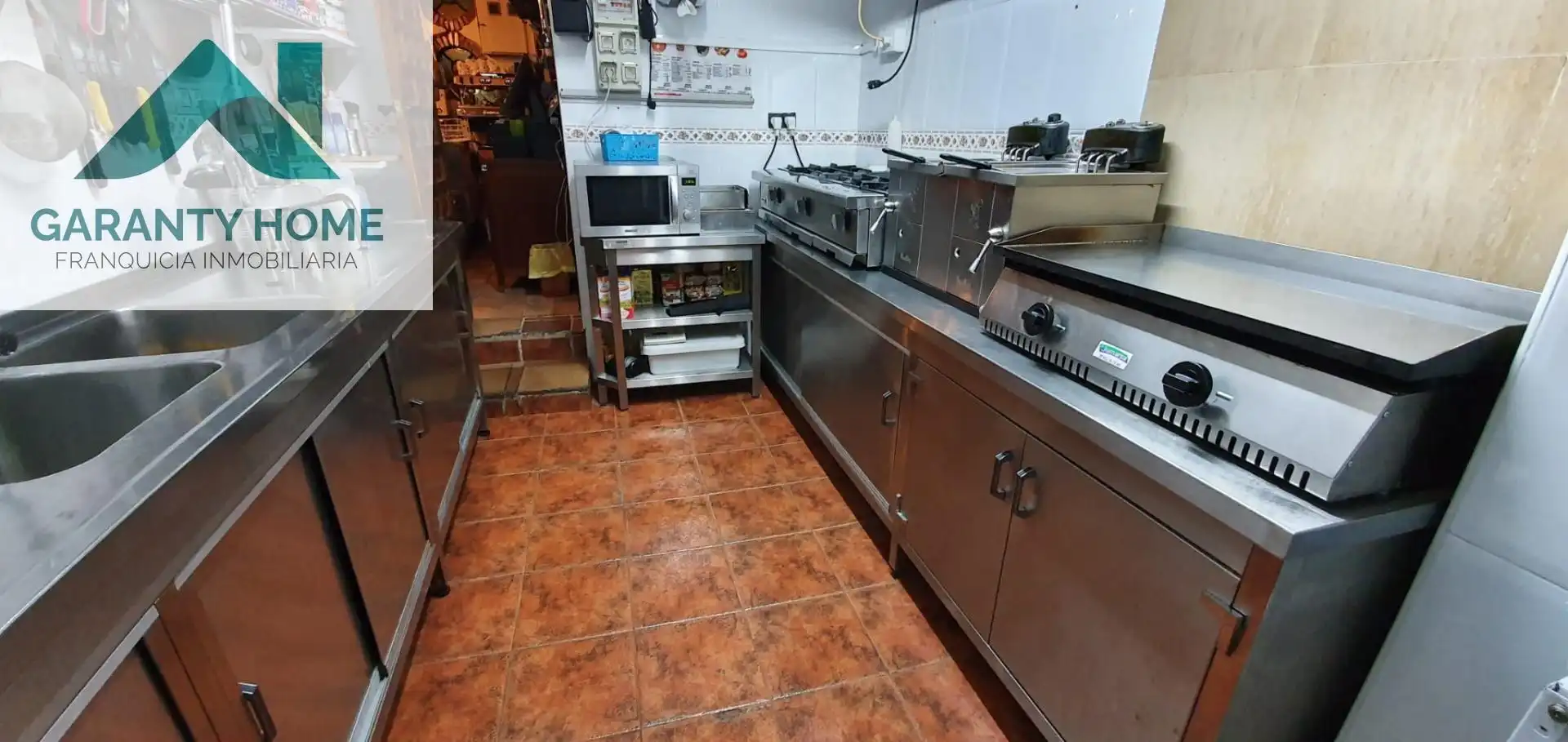 Kitchen of Commercial properties for transfer in Martos  with Air Conditioner, Terrace and Furnished