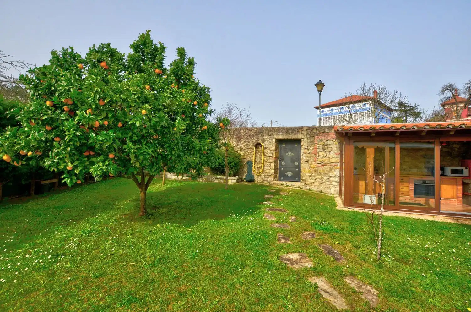 Jardín de Casa o chalet en venta en Avilés con Calefacción, Terraza y Trastero