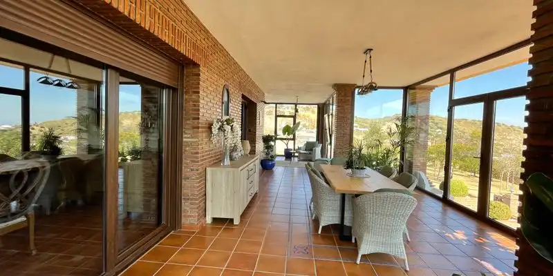 Terrassa de Casa o xalet en venda en Loja amb Aire condicionat, Jardí privat i Terrassa