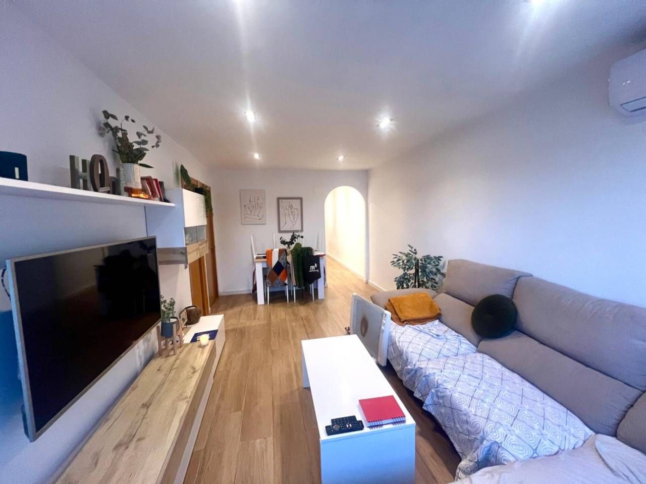Flat for sale in San Gabriel