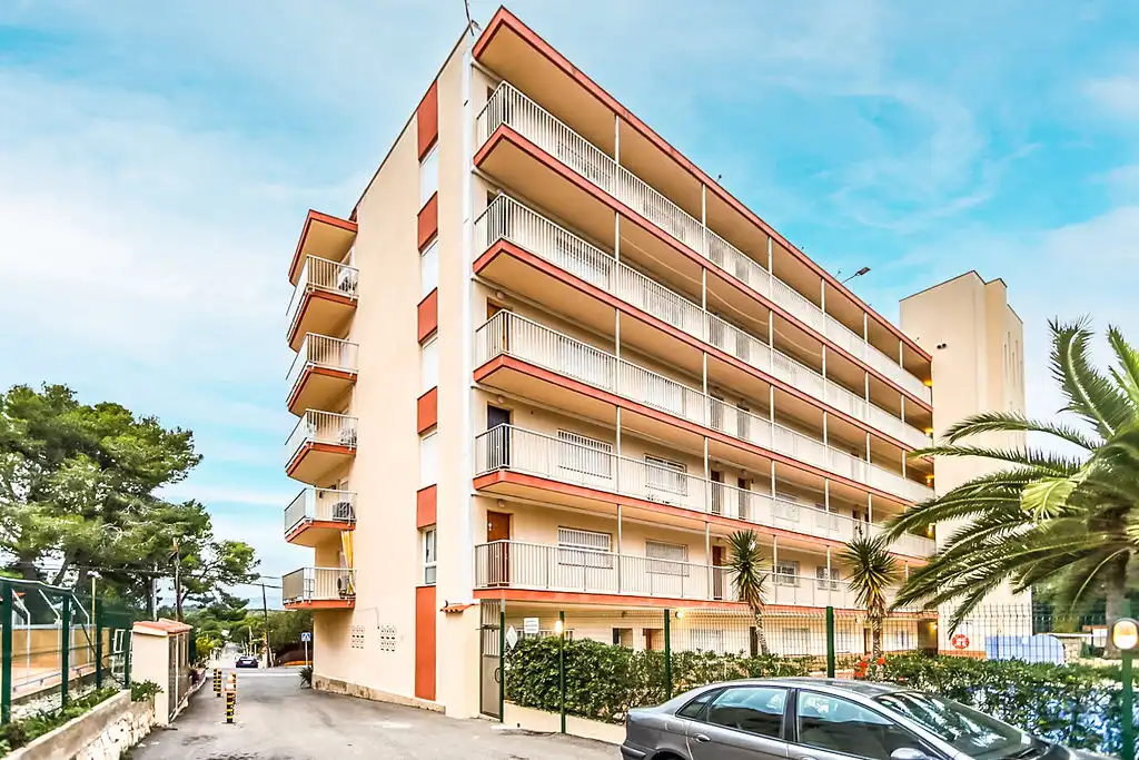 Vista exterior de Local en venda en Salou