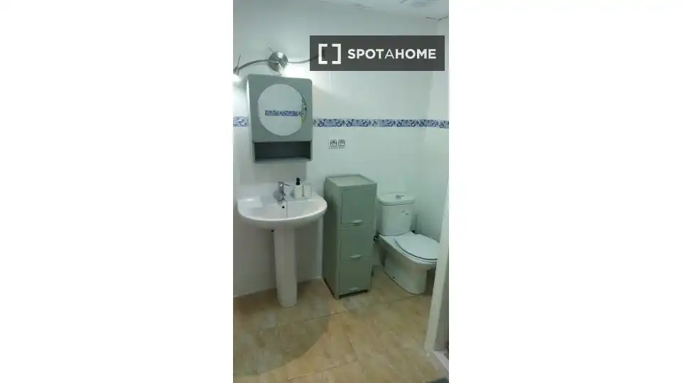 Room in Martos, Jaén