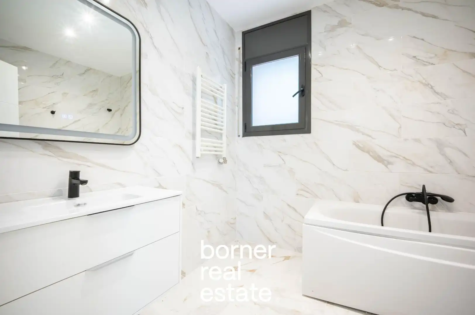 Baño de Casa o chalet en venta en Sant Cugat del Vallès con Aire acondicionado, Calefacción y Jardín privado